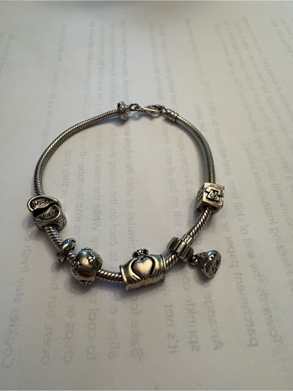 Authentic Pandora Sterling Silver 925 Clasp Bracelet With 8 Pandora Charms
